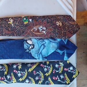 3 Men's Ties Dr Sue's, Tasmanian Devil and Bugs Bunny